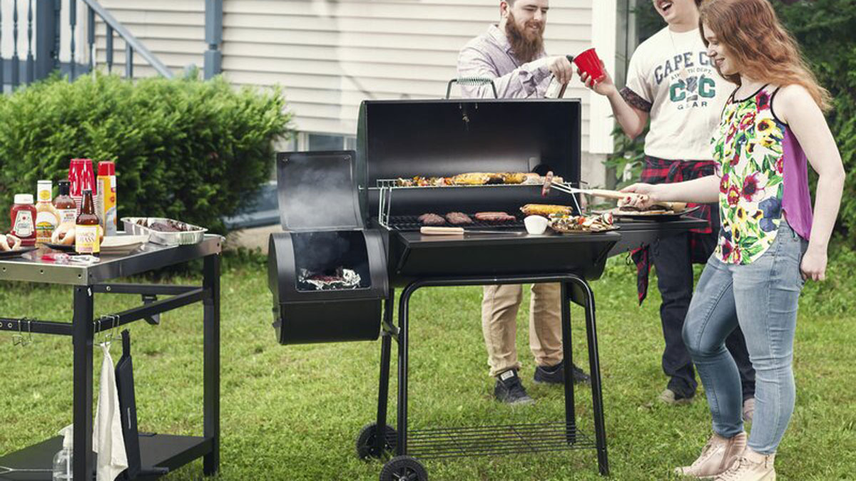Top 6 Best Charcoal Grill with Smoker in 2020: Reviews and Buying Guide